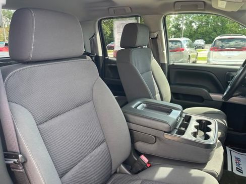 Used 2018 Chevrolet Silverado 1500 LT w/ Midnight Edition AWD/4WD image 30