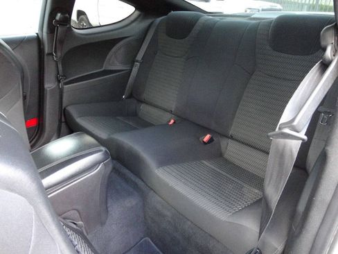 Used 2016 Hyundai Genesis 3.8 RWD image 20