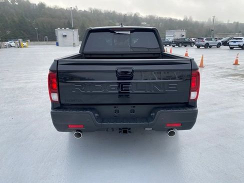 New 2026 Honda Ridgeline Black Edition image 10