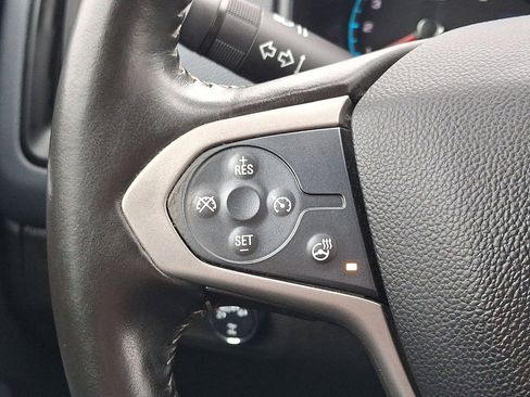 Used 2019 Chevrolet Colorado Z71 AWD/4WD image 17