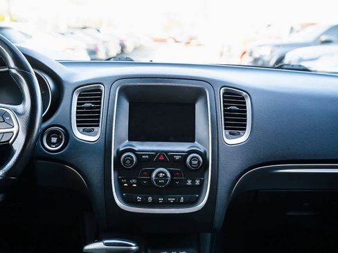 Used 2020 Dodge Durango SXT image 13