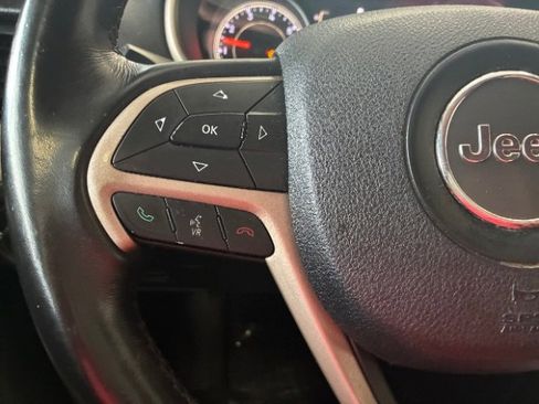 Used 2015 Jeep Cherokee Latitude image 18