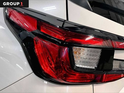 Certified 2024 Subaru Crosstrek 2.0i Premium image 27