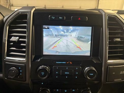 Used 2015 Ford F150 XLT w/ Equipment Group 302A Luxury image 15