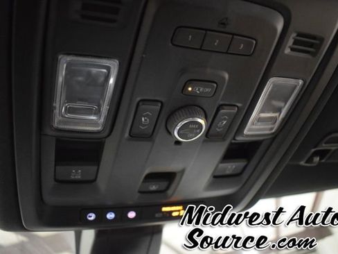 Used 2022 Chevrolet Tahoe Z71 w/ Z71 Off-Road Package image 22