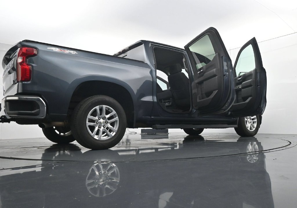 Used 2020 Chevrolet Silverado 1500 LT w/ All-Star Edition AWD/4WD image 29