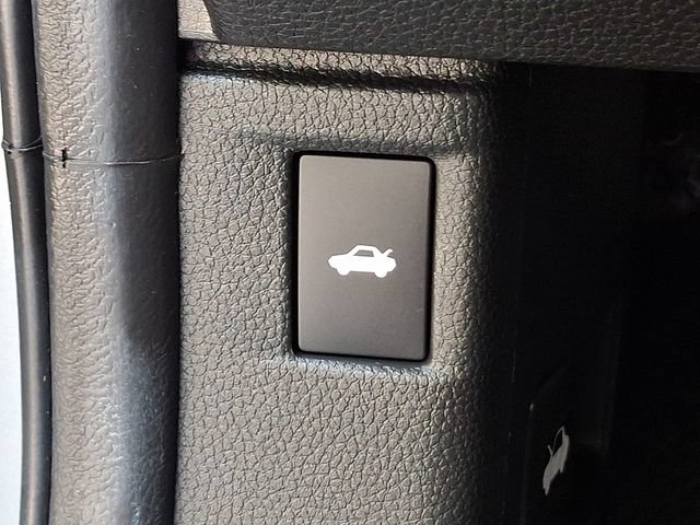 Certified 2025 Honda Accord SE image 27