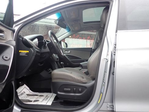 Used 2014 Hyundai Santa Fe Limited AWD/4WD image 7