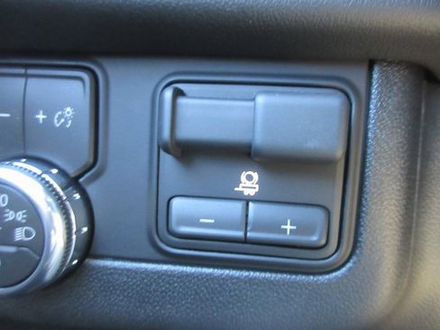 New 2026 GMC Yukon XL Denali w/ Denali Reserve Package image 21