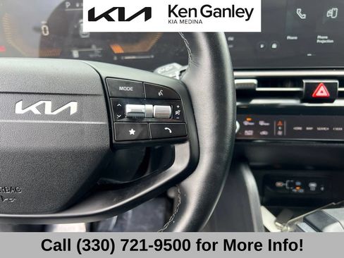 Certified 2026 Kia Sportage EX FWD image 32