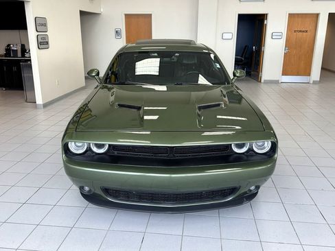 Used 2018 Dodge Challenger GT w/ Blacktop Package AWD/4WD image 5