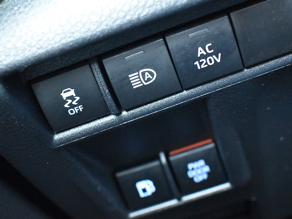 Used 2023 Toyota Sienna XSE w/ XSE Plus Package AWD/4WD image 29