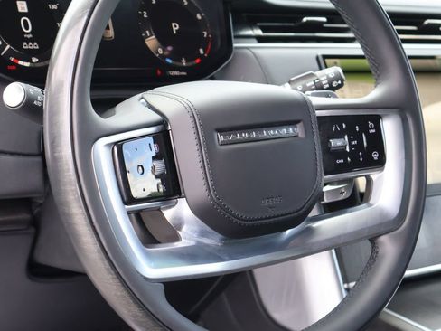 Used 2025 Land Rover Range Rover Autobiography AWD/4WD image 19