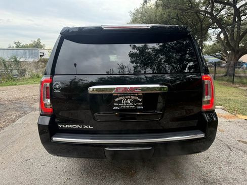 Used 2019 GMC Yukon XL Denali image 6
