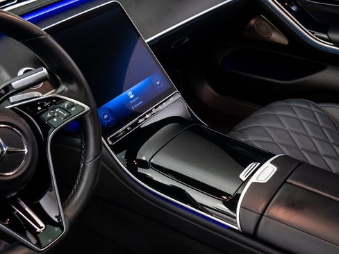 Certified 2024 Mercedes-Benz S 580 4MATIC Sedan image 13