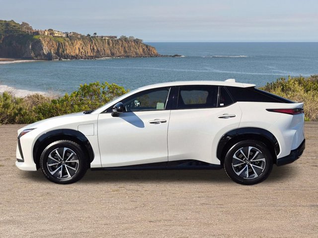Used 2025 Lexus RZ 300e FWD image 8
