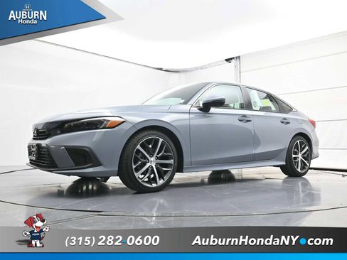 Used 2024 Honda Civic Touring image 17