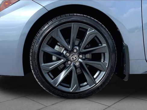 Used 2025 Toyota Corolla SE FWD image 11