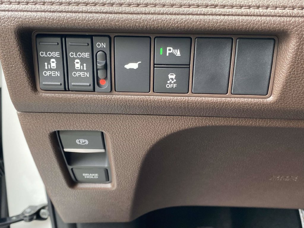 New 2026 Honda Odyssey Elite image 18