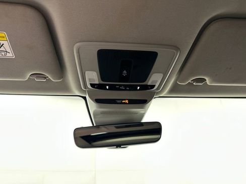 Used 2023 Honda HR-V EX-L image 24