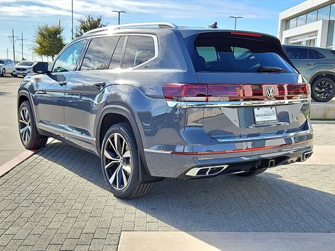 New 2026 Volkswagen Atlas SEL Premium R-Line image 2