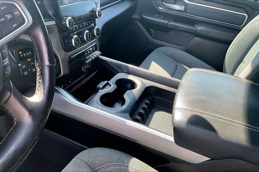 Used 2019 RAM 1500 Big Horn AWD/4WD image 14