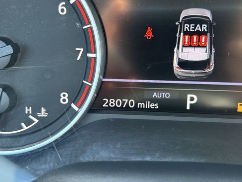 Used 2023 Nissan Rogue SV AWD/4WD image 24
