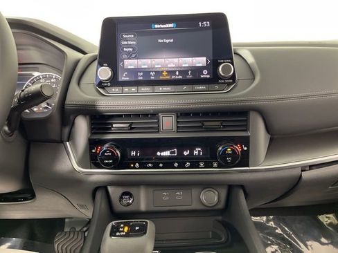 New 2026 Nissan Rogue SV image 25