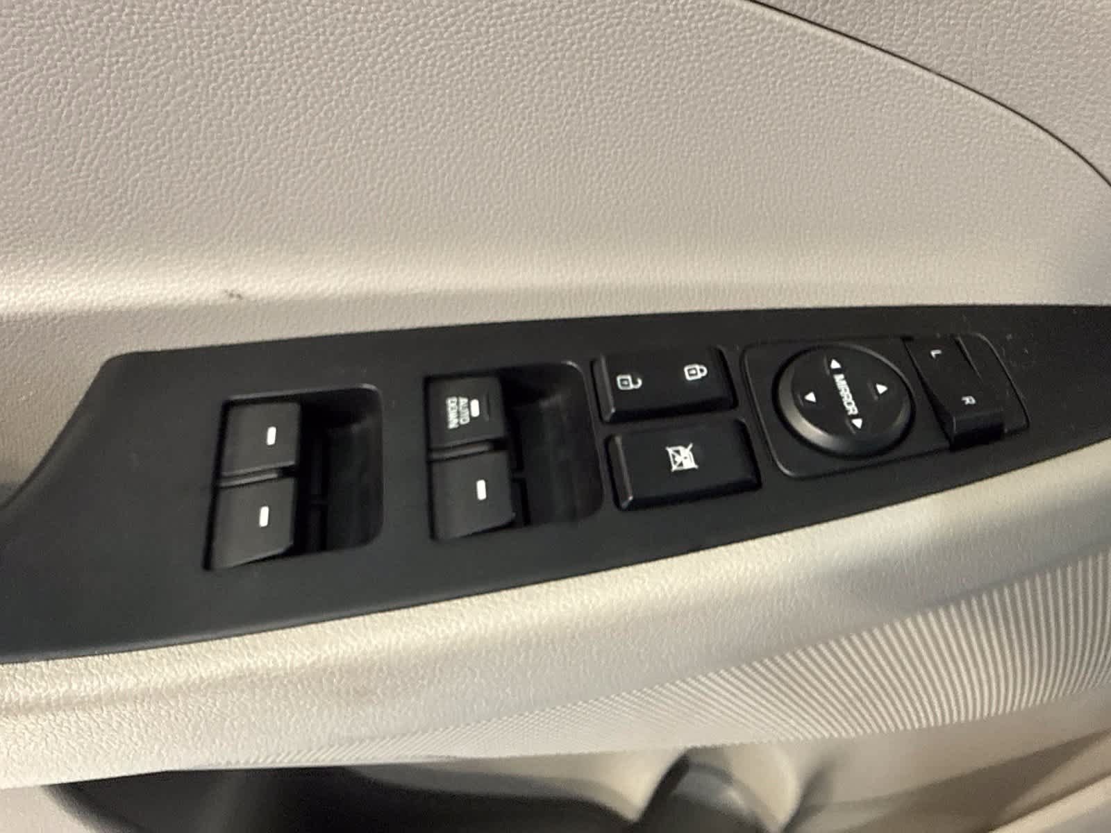 Used 2020 Hyundai Tucson SE AWD/4WD image 19
