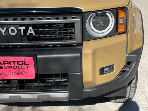 Used 2024 Toyota Land Cruiser image 8