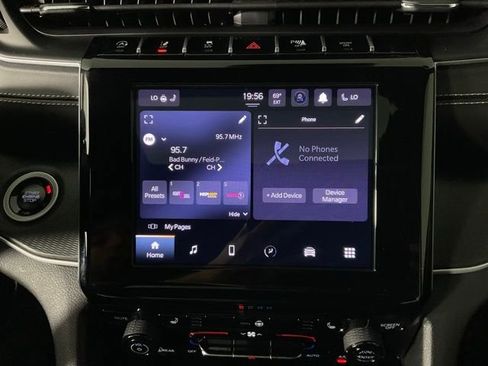 Used 2024 Jeep Grand Cherokee Laredo X w/ Luxury Tech Group I image 22