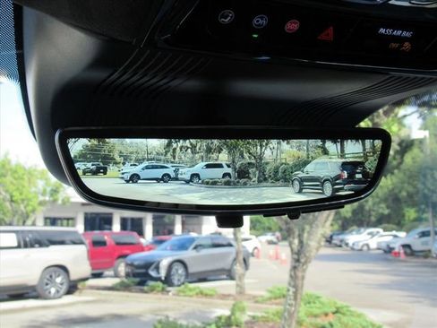 New 2026 Cadillac Vistiq Premium Luxury image 25