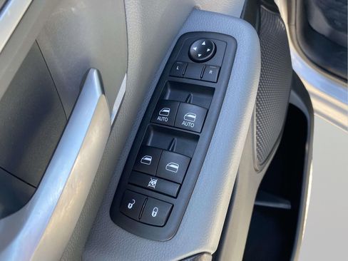 Used 2021 RAM 1500 Big Horn AWD/4WD image 17