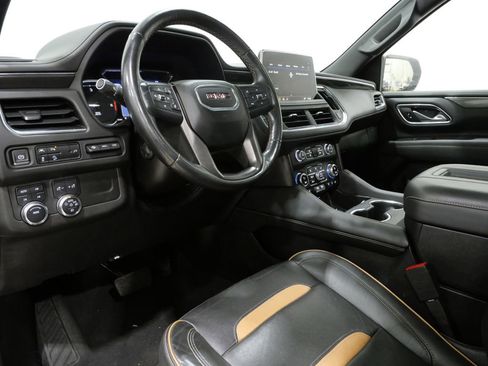 Used 2021 GMC Yukon AT4 w/ Technology Package image 12