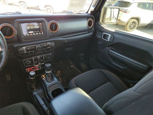 Used 2021 Jeep Gladiator Mojave w/ LED Lighting Group image 13