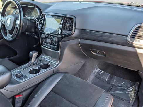 Used 2022 Jeep Grand Cherokee Laredo X AWD/4WD image 23
