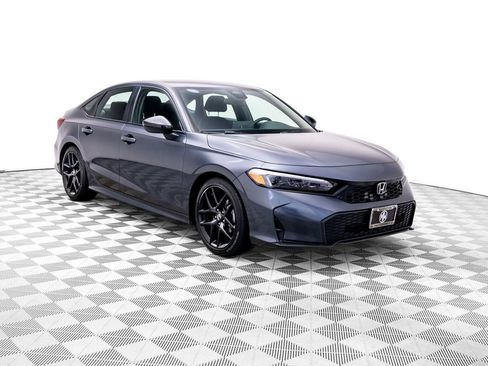 Used 2025 Honda Civic Sport image 9