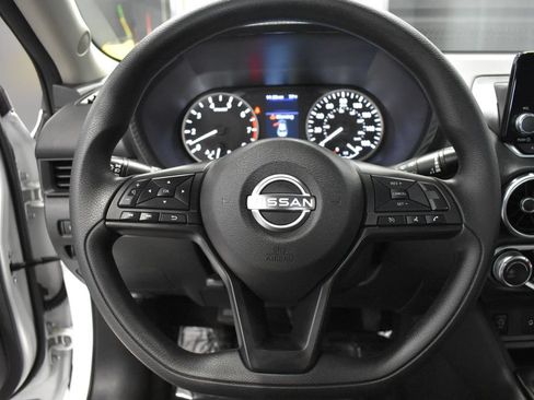 Certified 2025 Nissan Sentra S FWD image 23