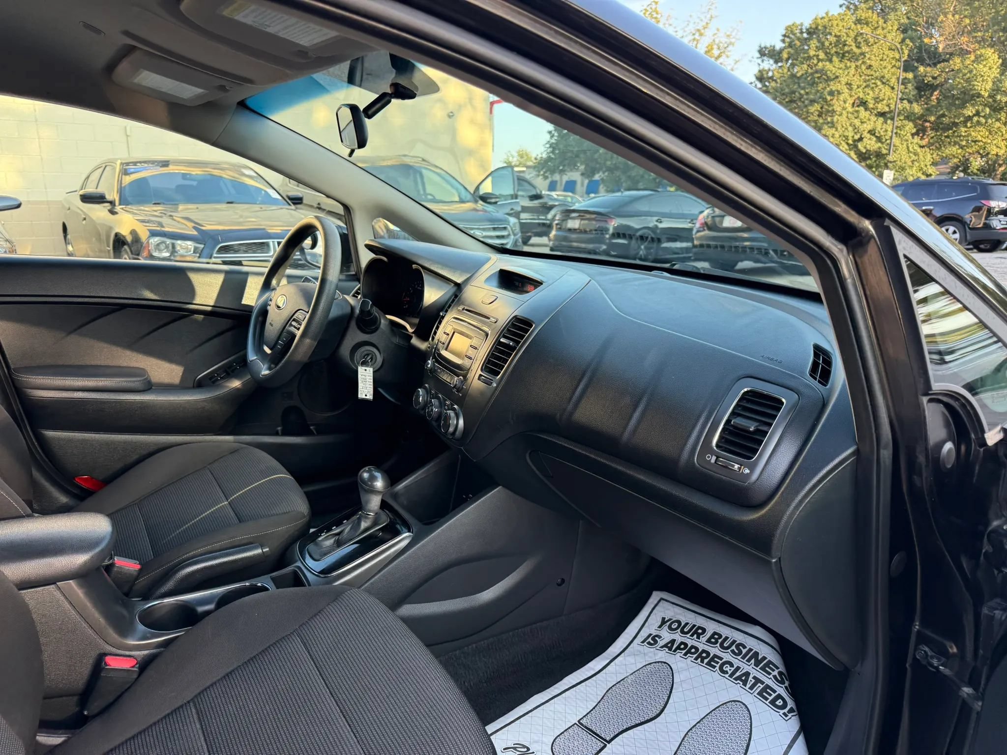 Used 2018 Kia Forte LX FWD image 19