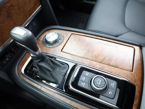 Certified 2024 Nissan Armada SL w/ Captain's Chairs Package AWD/4WD image 19