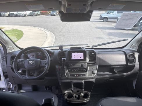 Used 2025 RAM ProMaster 2500 w/ Convenience Group image 47