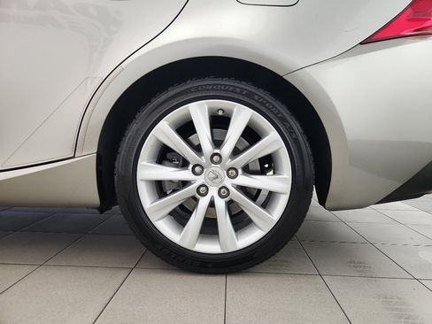 Used 2016 Lexus IS 200t image 33