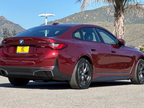 Used 2023 BMW i4 eDrive35 image 3