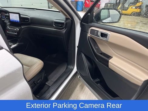 Used 2020 Ford Explorer XLT w/ Equipment Group 202A image 18