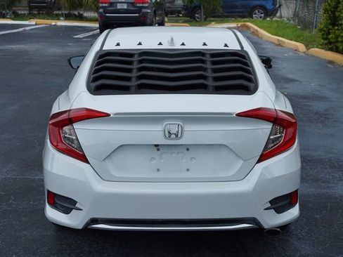 Used 2019 Honda Civic EX image 8