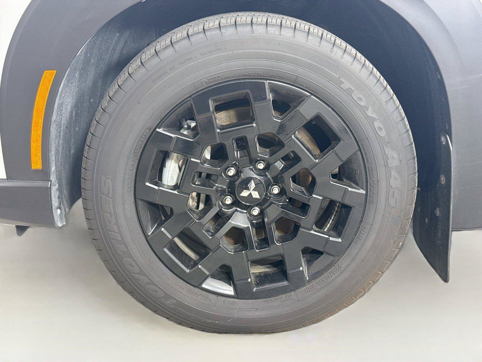 Used 2026 Mitsubishi Outlander AWD image 20