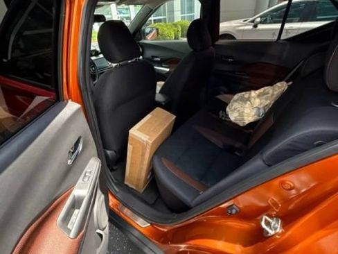 Used 2020 Nissan Kicks SR w/ Exterior Package FWD image 3