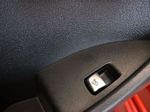 Used 2019 Mercedes-Benz E 450 Coupe w/ AMG Line Package image 11