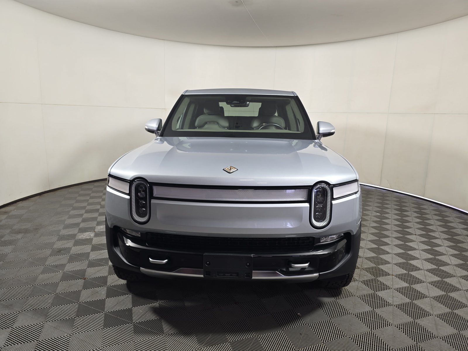 Used 2023 Rivian R1T Adventure Quad AWD/4WD image 8