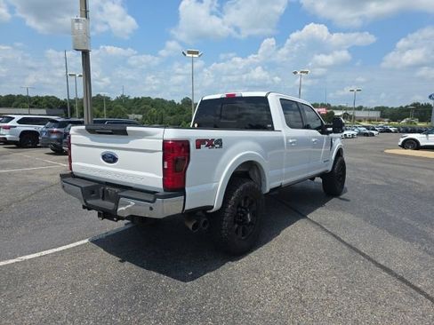 Used 2018 Ford F250 Lariat w/ Lariat Ultimate Package AWD/4WD image 3